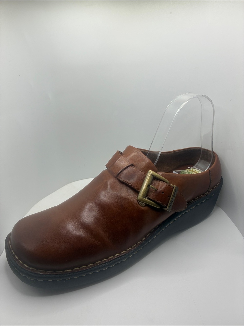 EARTH SHOE/ GELRON 2000 LEATHER CLOG
BUCKLE STRAP DEDIGN